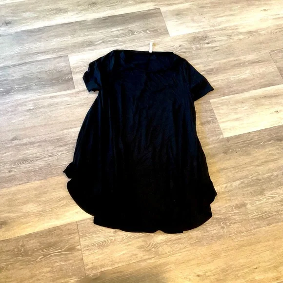 dressing for black tie event Levi's Meg Cotton Mini Dress Regina Floral Anthracite Night In Black main image 1